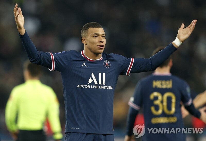 메시 도움 받은 음바페, 프랑스 리그1 사상 단일팀 최연소 100골