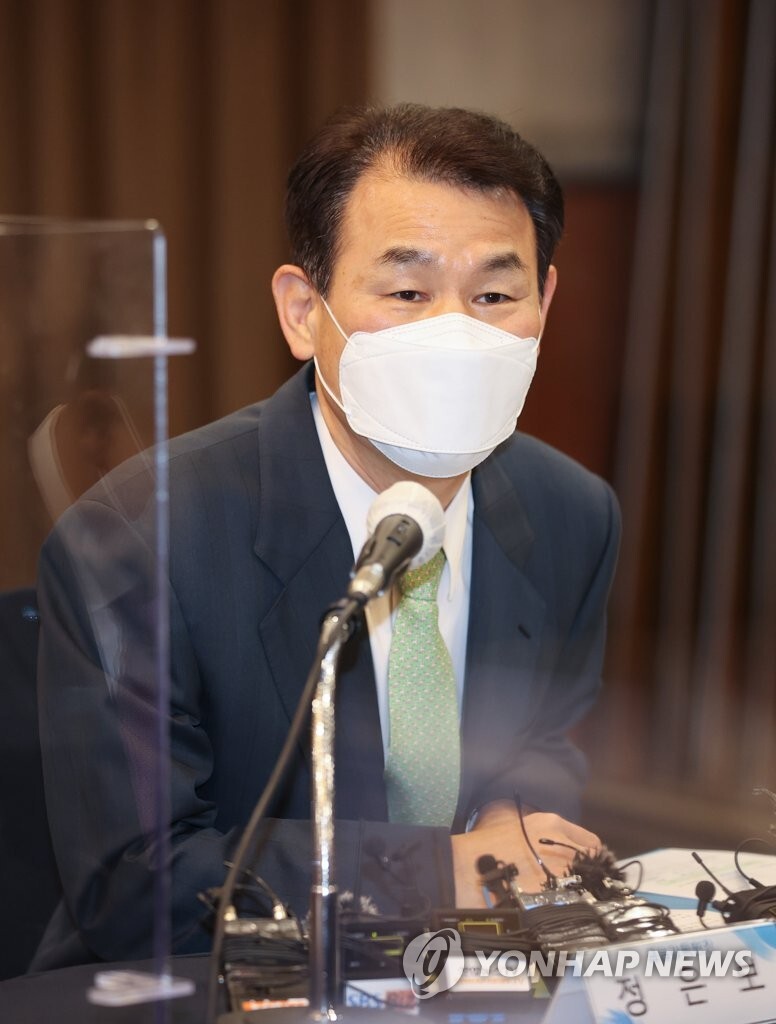 FSS chief warns of action if loan-deposit margin widens beyond 'reasonable' levels