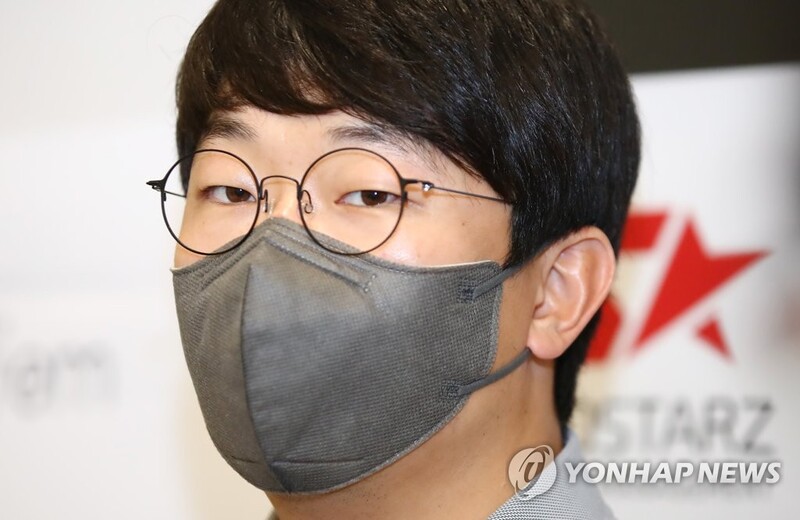 One big signing done, Kia Tigers waiting for franchise star's response to offer