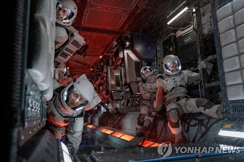 '고요의 바다' SF 드라마 새 지평 열까…'지옥'처럼 호불호 갈려