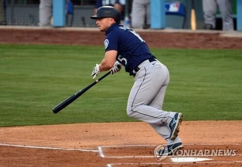 '통산 242홈런' 카일 시거 MLB 은퇴…11년간 시애틀서만 활약