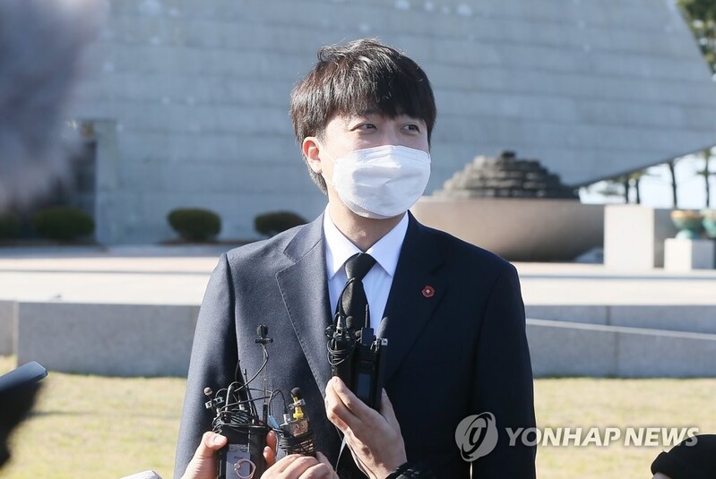 이준석 "국민의힘, 동백꽃의 아픔 지닌 분들과 함께할 것"(종합)