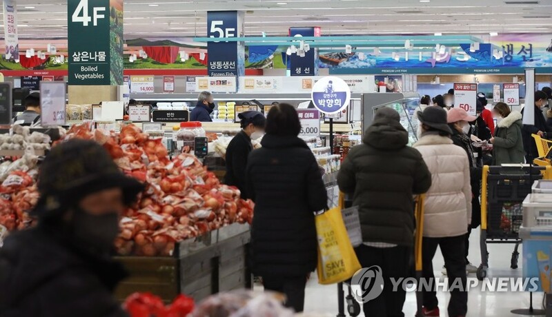 Finance minister sees urgent need to stabilize inflation, housing market