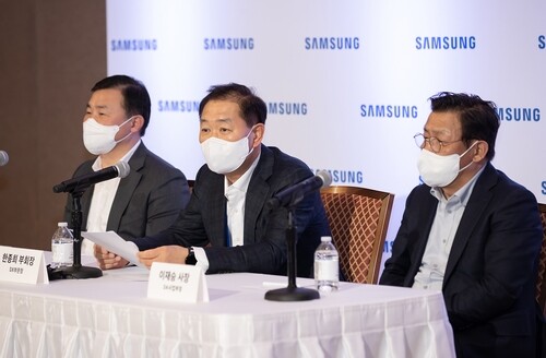 (LEAD) Samsung Electronics looking to deliver 'good news' on M&A in near future: vice chairman