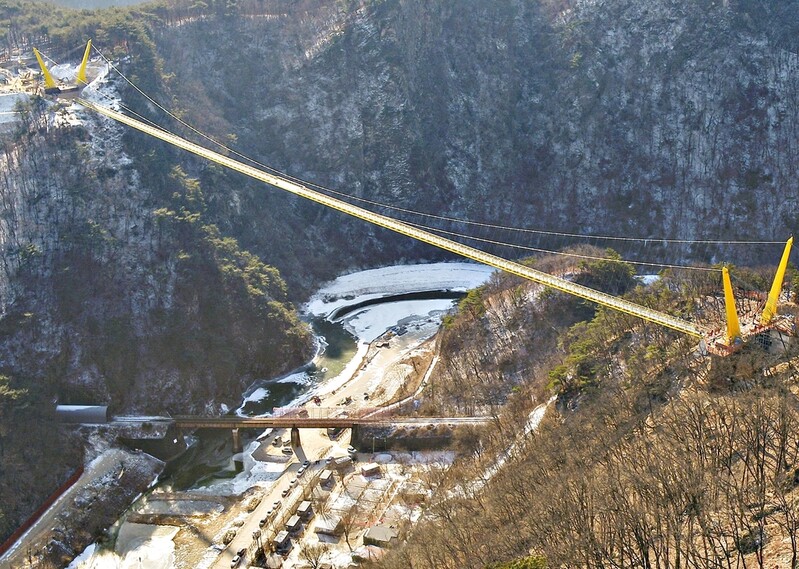 길이 404ｍ 울렁다리 '아찔'…원주 소금산 그랜드밸리 21일 오픈