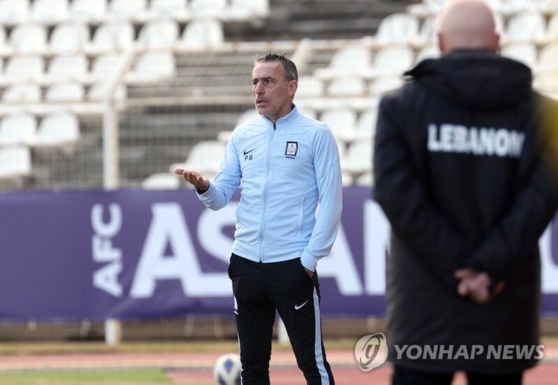 S. Korea coach happy with players' 'performance and attitude' in World Cup qualifying win