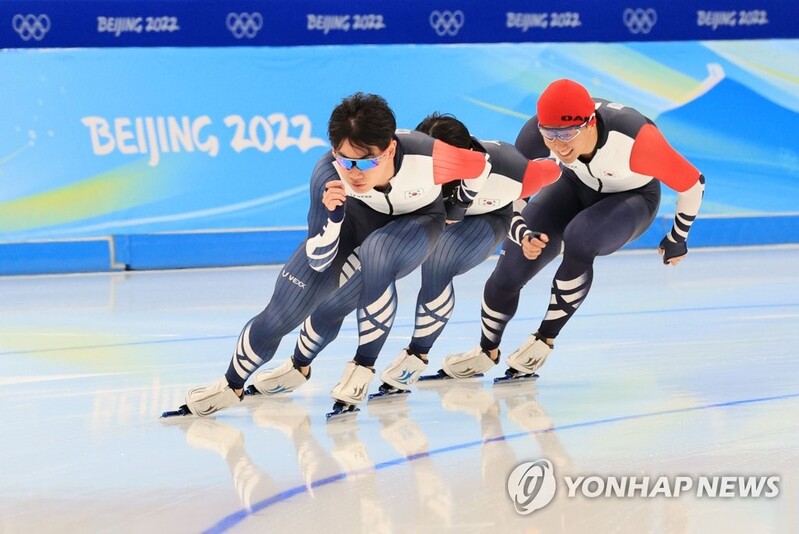 (Olympics) Speed skating medal hopeful pleased with ice condition after 1st practice in Beijing