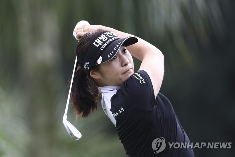 이정은, LPGA 드라이브온 챔피언십 1R 공동 6위…선두와 2타 차(종합)