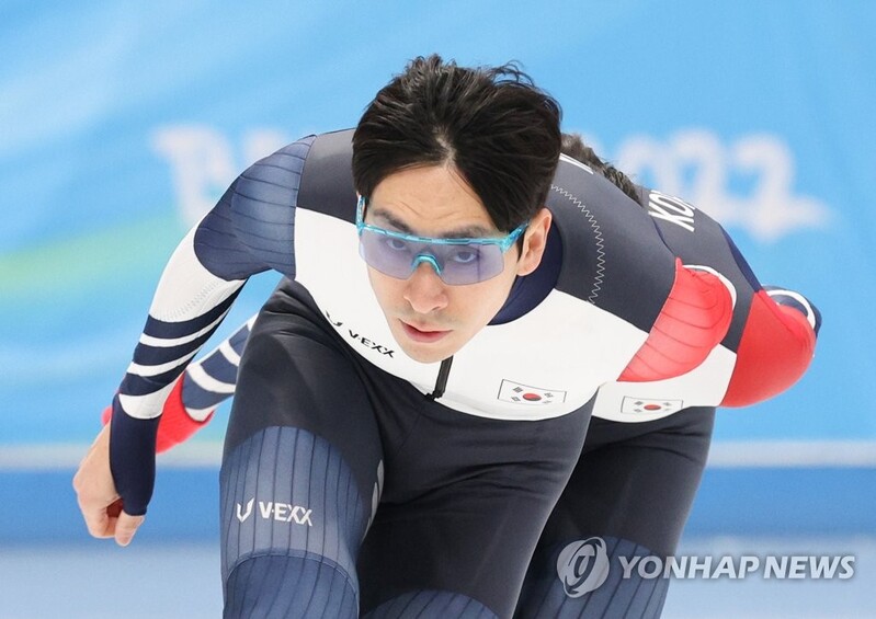(Olympics) In twilight of career, five-time speed skating medalist at peace with himself