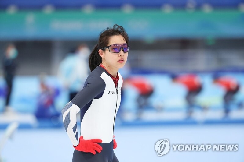 (Olympics) Pressure-free away from home, speed skater enjoys being herself again