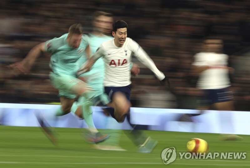 복귀전서 득점 기여한 손흥민, 6∼7점대 평점…케인 최고 평점