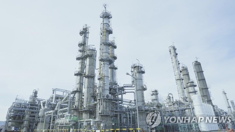 Lotte Chemical to invest 602 bln won in advanced materials biz