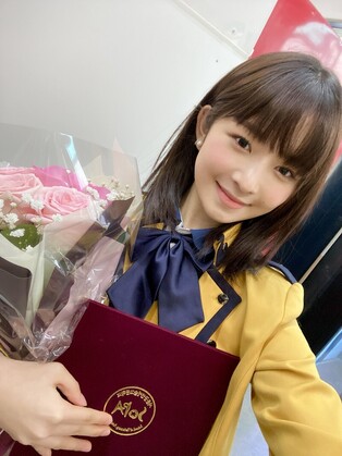 IVE’s Rei graduates from Seoul Performing Arts High School