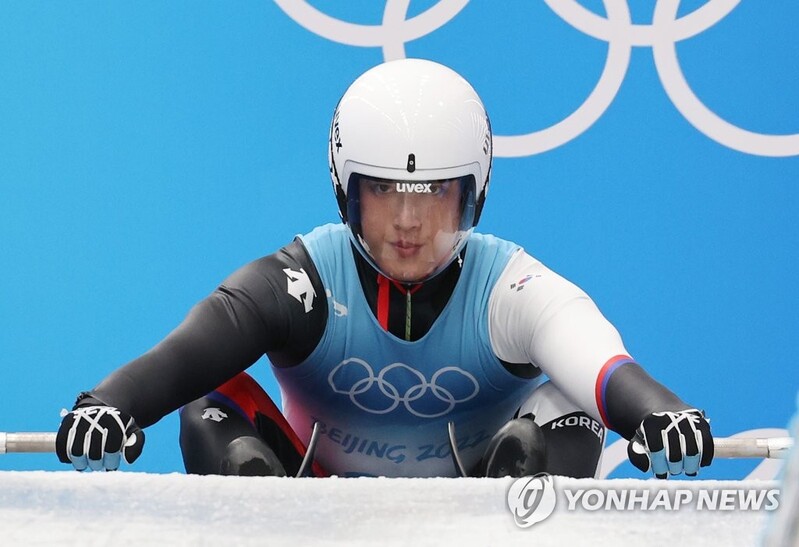 (Olympics) S. Korea pondering future in luge after 2 veterans retire