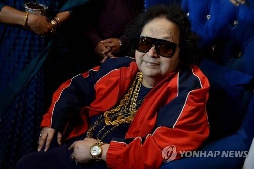 인도 발리우드의 '디스코 왕' 바피 라히리 별세