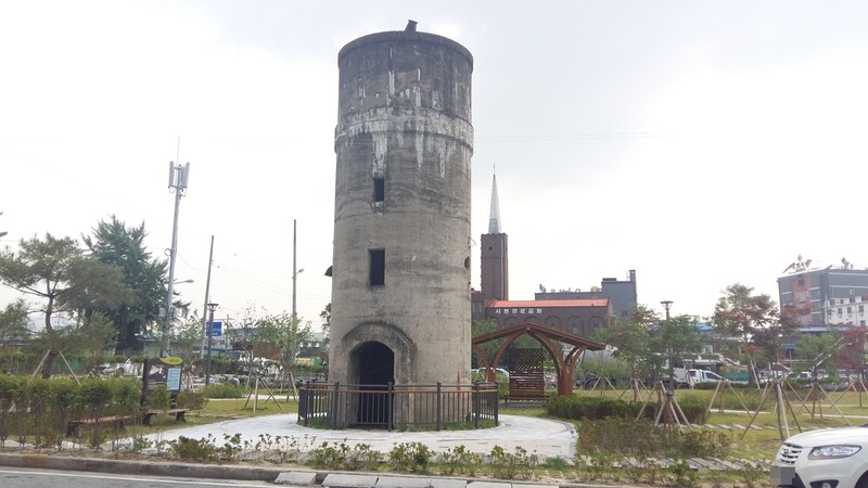 1928년 조성 옛 충주역 급수탑, 충북도 첫 등록문화재 된다