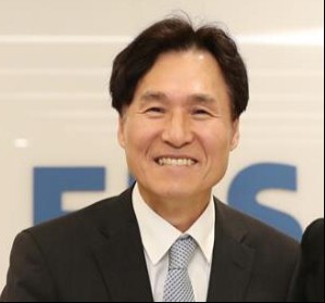 '다큐 제작중단 내홍' EBS 전 부사장, 해임무효 소송 승소