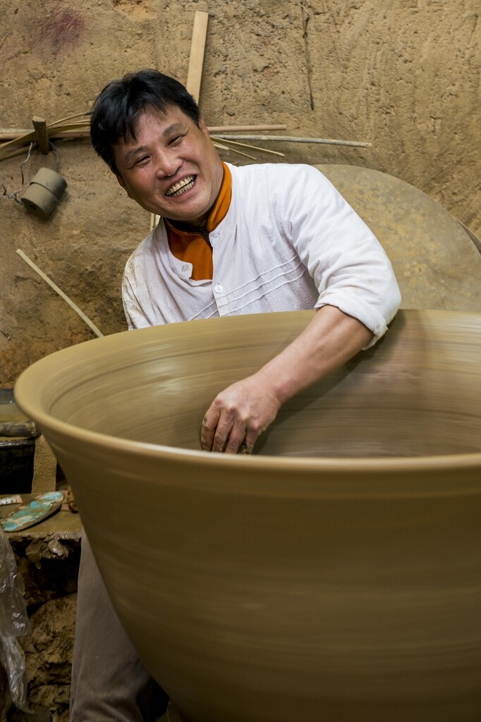 울산 옹기마을 허진규 장인, '지역 명사' 재선정