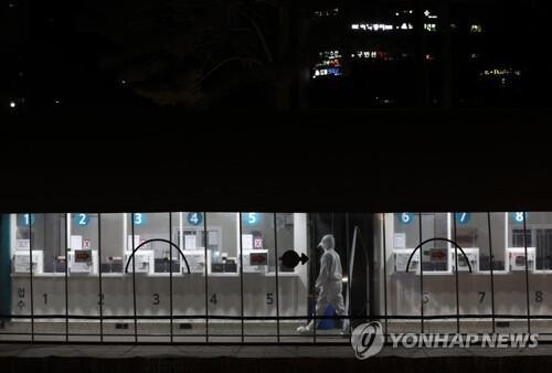 S. Korea's new COVID-19 cases over 170,000 for 2nd day amid omicron wave
