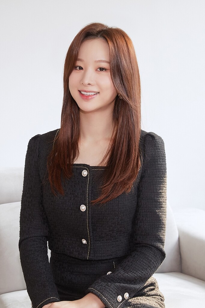 솔지 "지금은 가수 인생 초여름…제 노래가 위로됐으면"