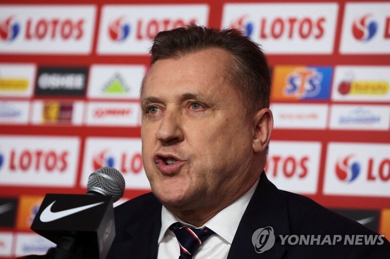 [우크라 침공] 폴란드, 3월 러시아와 월드컵 플레이오프 경기 거부