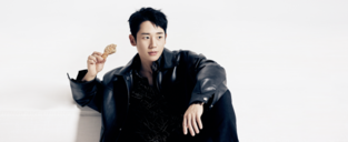 Jung Hae-in renews contract with Puradak Chicken