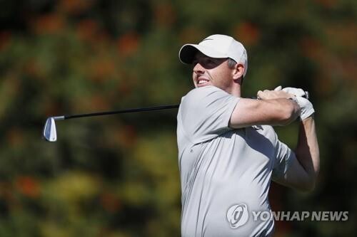 매킬로이, 맹비난했던 미컬슨에 "PGA투어로 복귀하길 바란다"