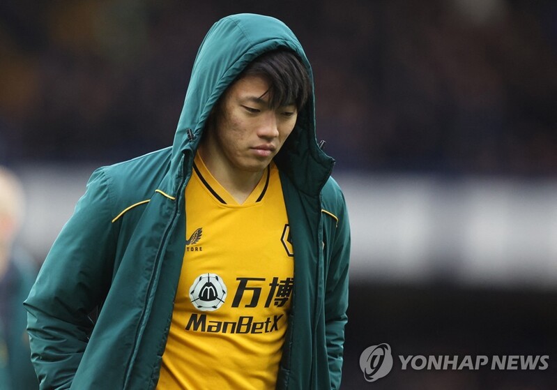 황희찬 또 부상…울버햄프턴은 에버턴 1-0 제압하고 2연승