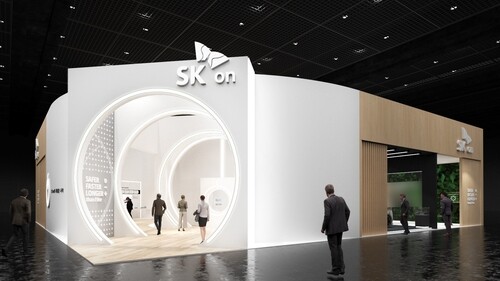 (LEAD) S. Korean battery makers tout latest technologies, future visions at Seoul exhibition