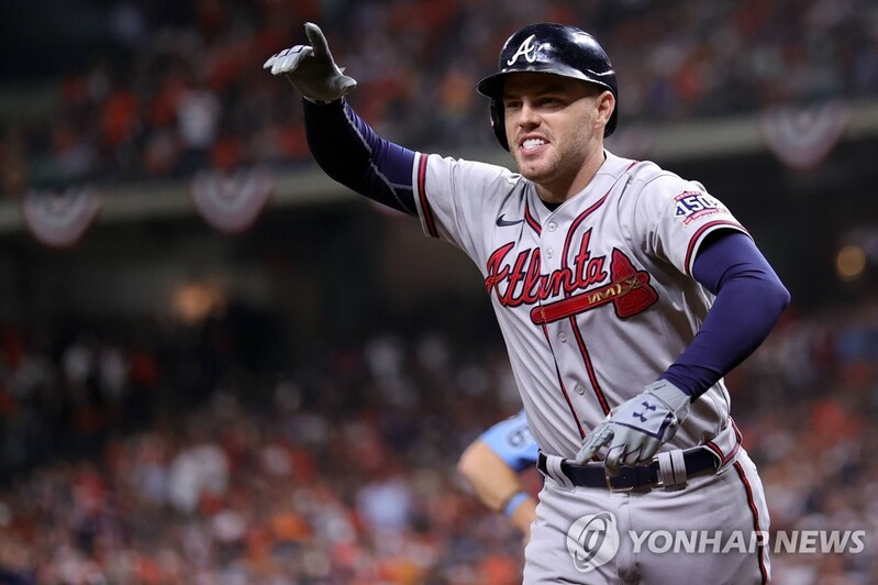 프리먼, 고향팀 MLB 다저스와 6년 1억6천200만달러에 계약