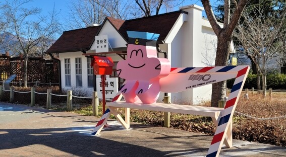 진해 경화역 철길따라 펼쳐지는 인문학 향연…사계절 관광명소로