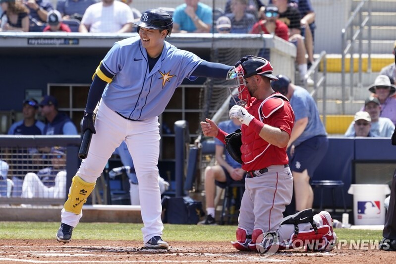 탬파베이 최지만, 볼넷으로 올해 첫 출루…안타 신고는 실패