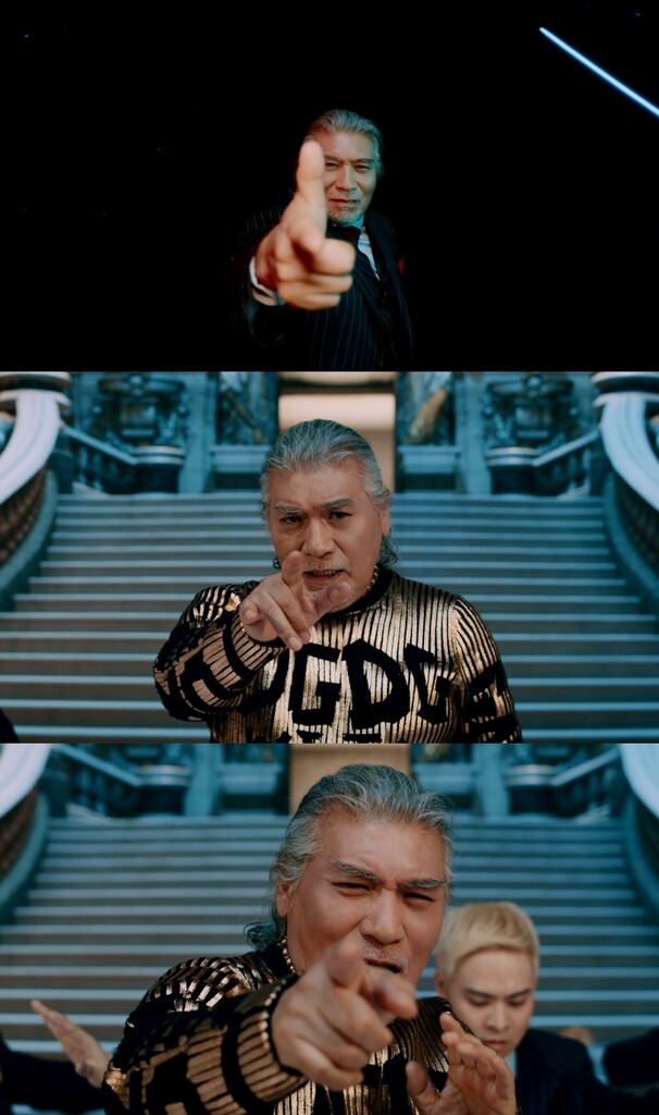 나훈아, '버추얼 가요톱텐' 출연…'절대자 퍼포먼스'