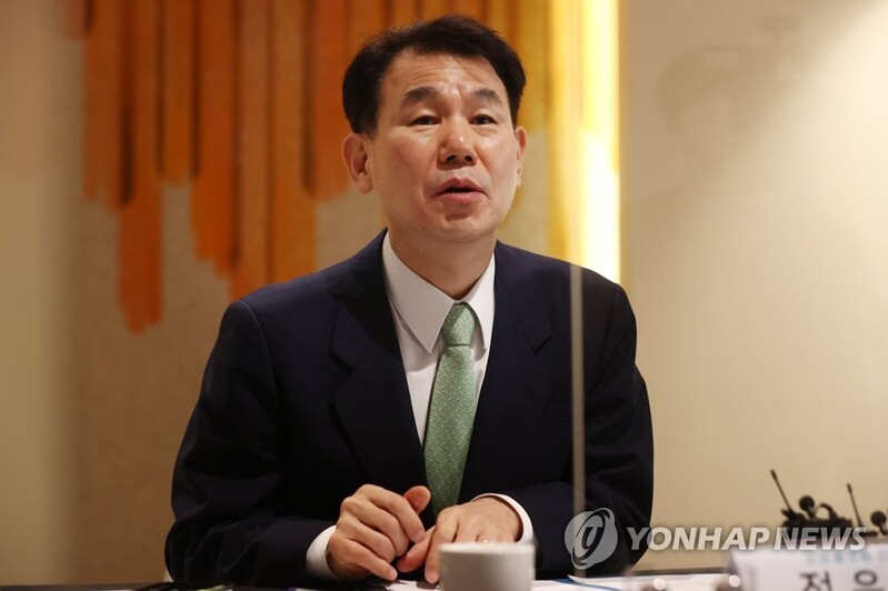 FSS chief urges insurers to beef up loss reserves amid growing uncertainty