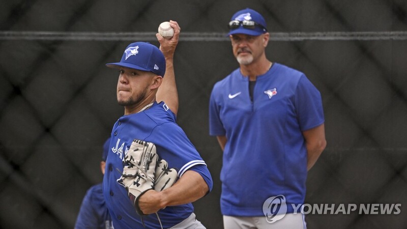 MLB 토론토 투수코치, 음주 운전 혐의로 체포