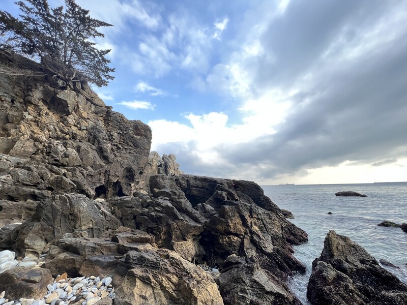 도심 속 힐링 관광지…동해 '한섬 감성바닷길' 준공