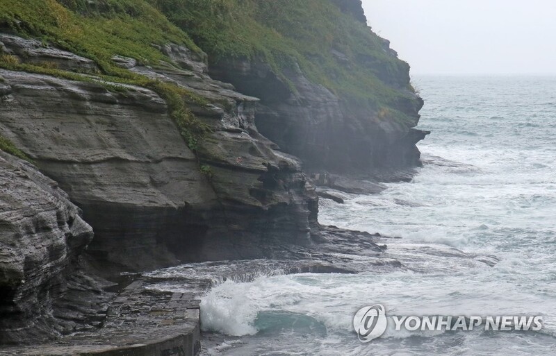 제주 그랜드캐니언 '용머리 해안' 작년 6일만 종일 관람