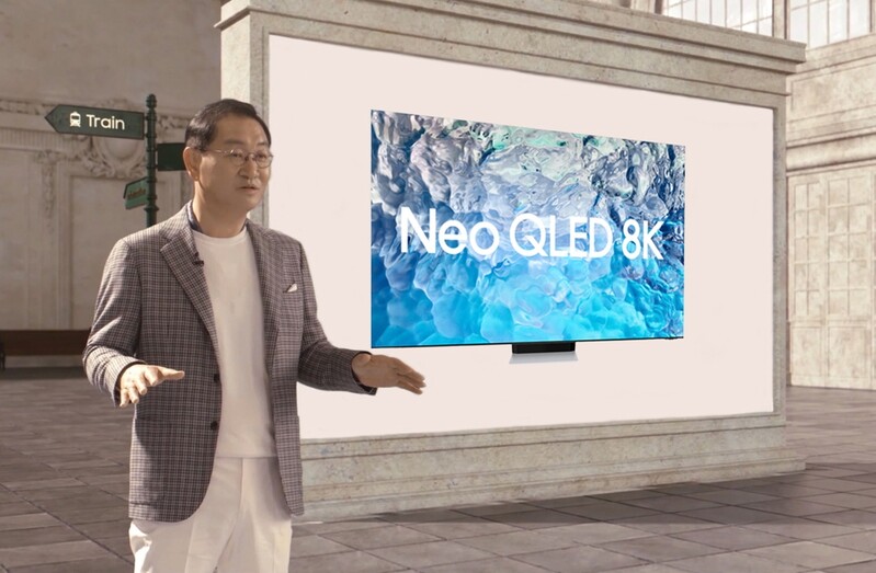 Samsung lays out vision for innovative user experience, unveils new premium TV