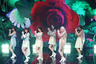 S. Korean girl group ILY:1