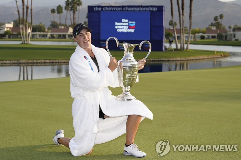 [고침] 스포츠('호수의 여인' 컵초, 여자골프 세계랭킹 37…)