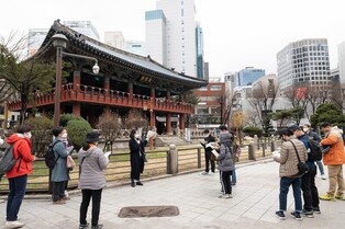 From Sunla-gil, Unjong-ga, Pimat-gil... "Explore Seoul's history and culture together"