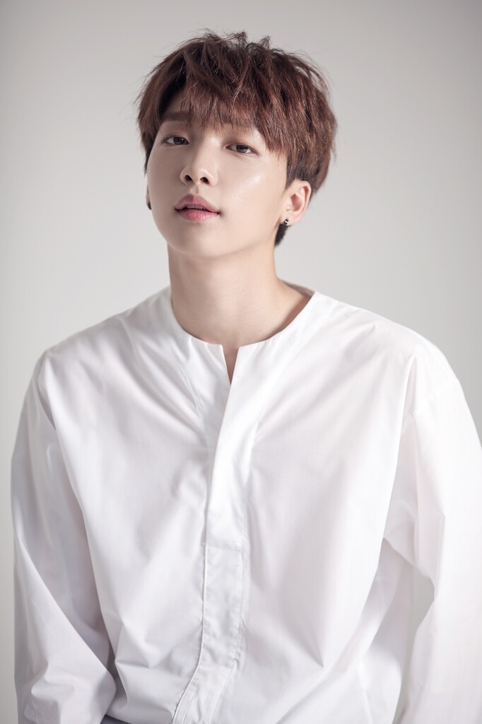 정세운 "생각 깨어 있으면 청춘"…글과 노래 엮어 첫 에세이