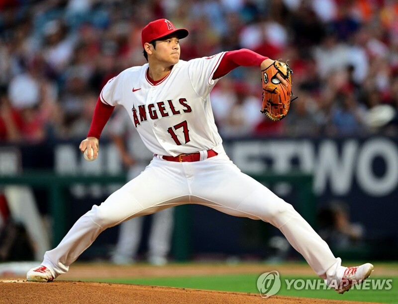 '최고 161㎞' 오타니, 개막전 4⅔이닝 9K 1실점 위력투에도 패전(종합)