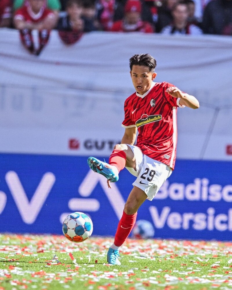 '정우영 2도움' 프라이부르크, 보훔 3-0 완파하고 2연승