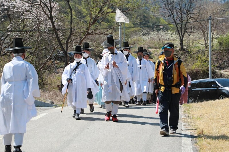 퇴계 이황 선생 귀향길 재현 대장정 마무리…14일간 270㎞ 걸어