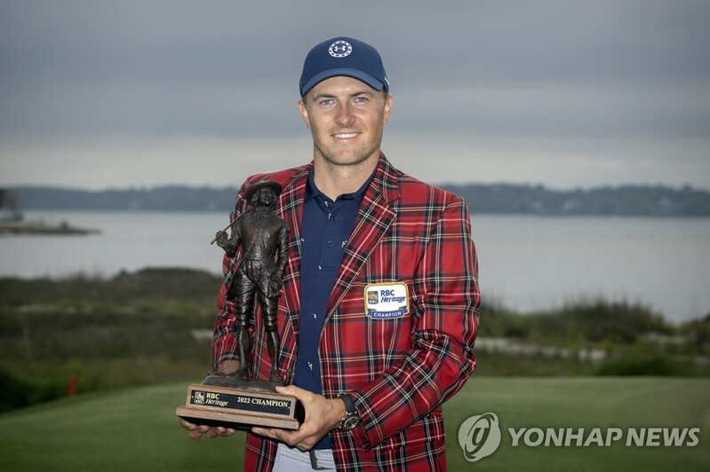 '1년 만의 우승' 스피스, 남자골프 세계랭킹 톱10 복귀