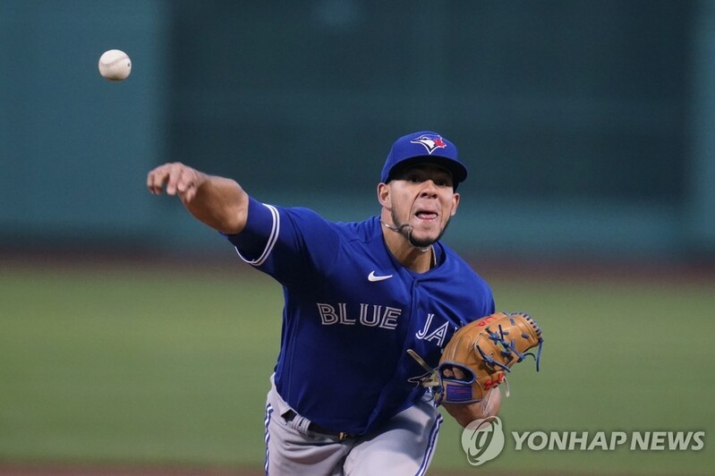'토론토 1선발' 베리오스, 시즌 첫 승…보스턴 상대 6이닝 1실점
