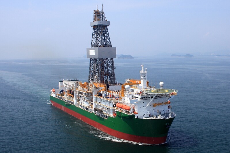 Samsung Heavy to sell 4 drill ships amid high oil prices