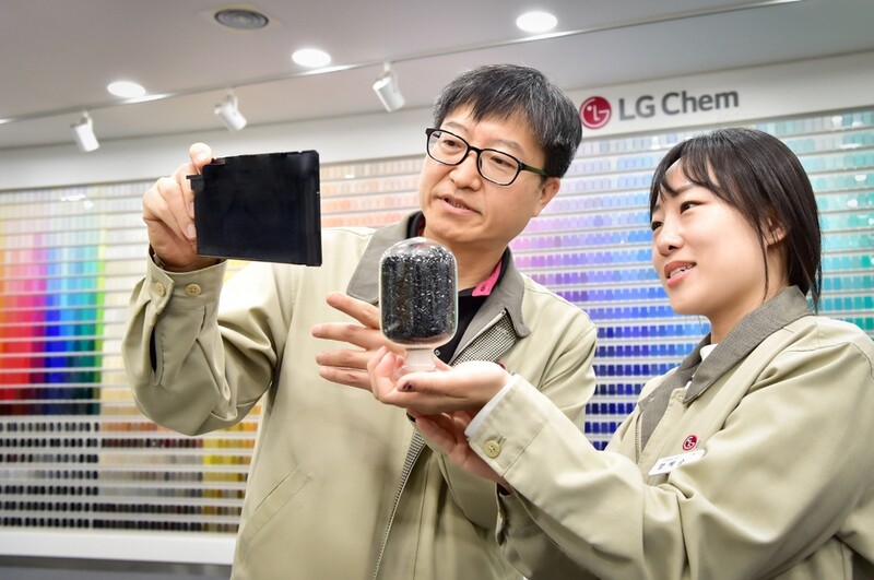 LG Chem develops advanced flame-retardant plastic for EV battery packs