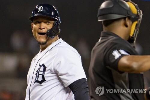 '3천안타' 카브레라, 통산 16번째 '이 주의 선수'…역대 최다